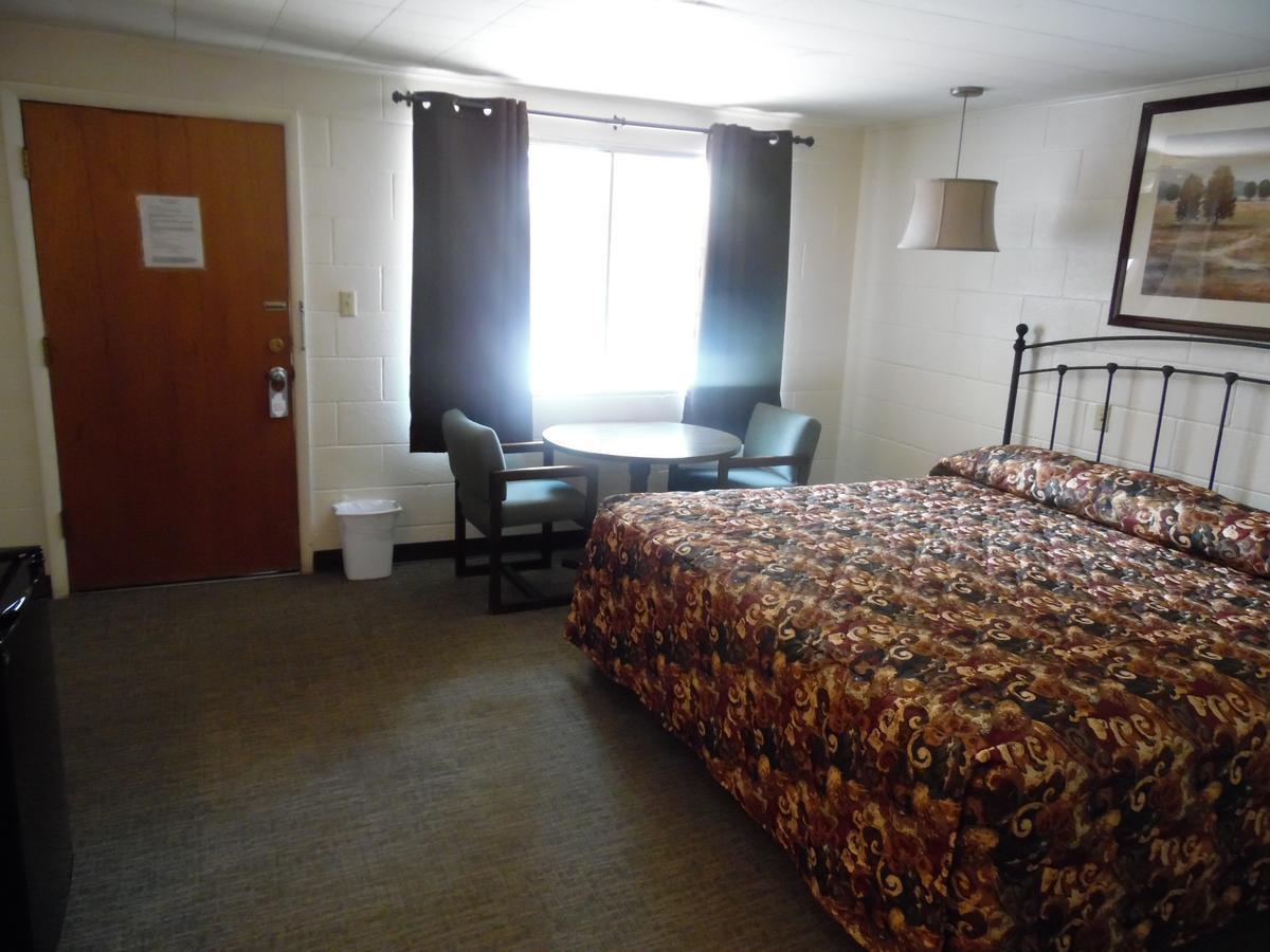 Yellowstone Motel Greybull Bagian luar foto